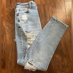 American Eagle Stretch Distressed Mom Jeans